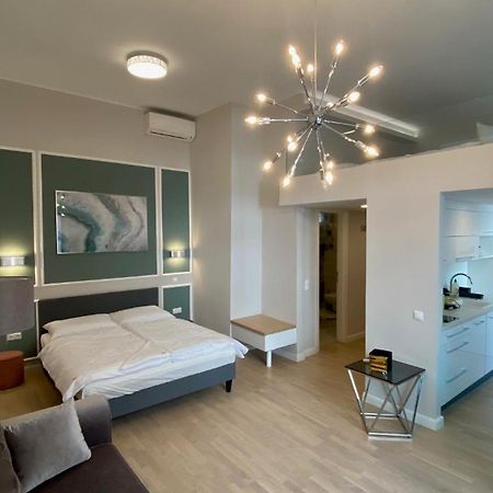 Stylish Apartment Near The River Budapeste Exterior foto